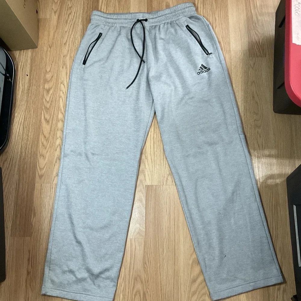 Adidas Light Gray Sweatpants with Black Trim and Logo Size XL Waffle Weave
